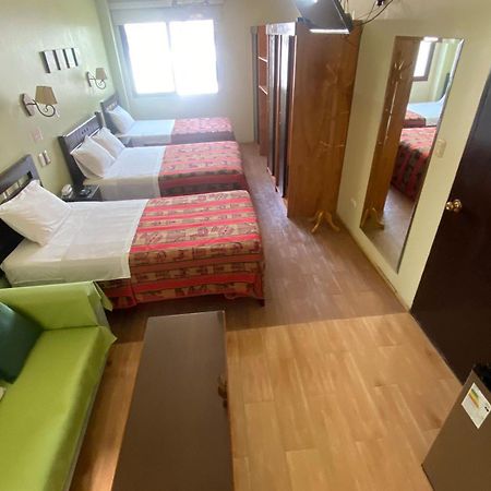 Hotel Tinkus Inn Lima Exteriör bild