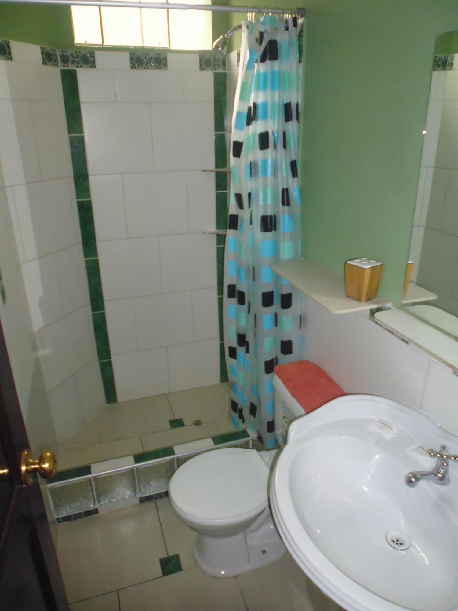Hotel Tinkus Inn Lima Exteriör bild