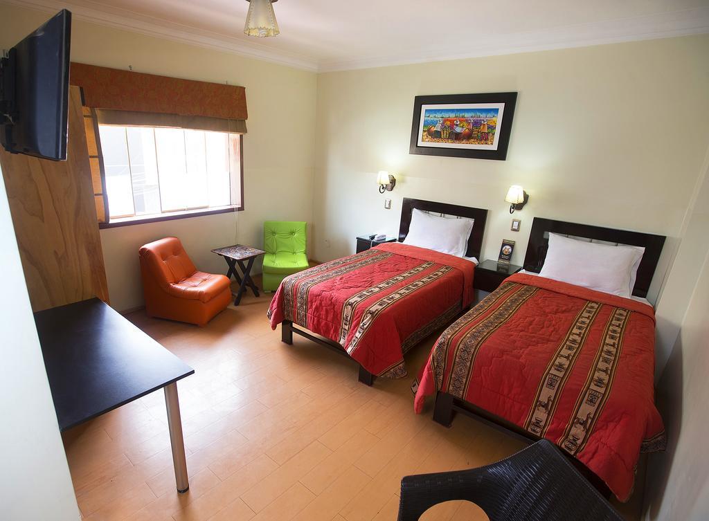 Hotel Tinkus Inn Lima Rum bild