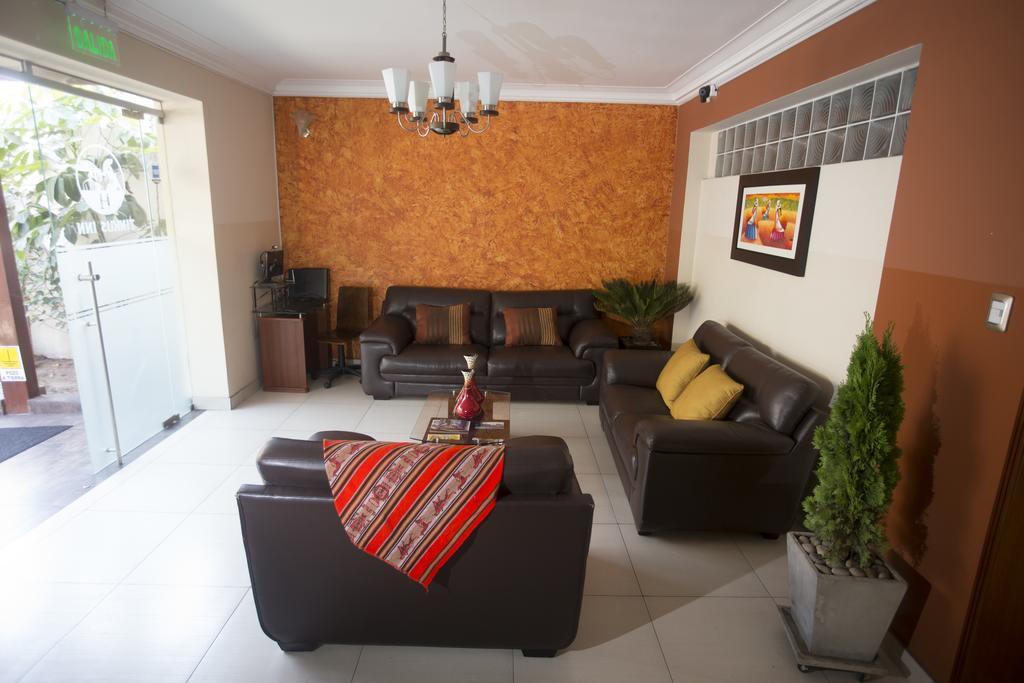 Hotel Tinkus Inn Lima Exteriör bild